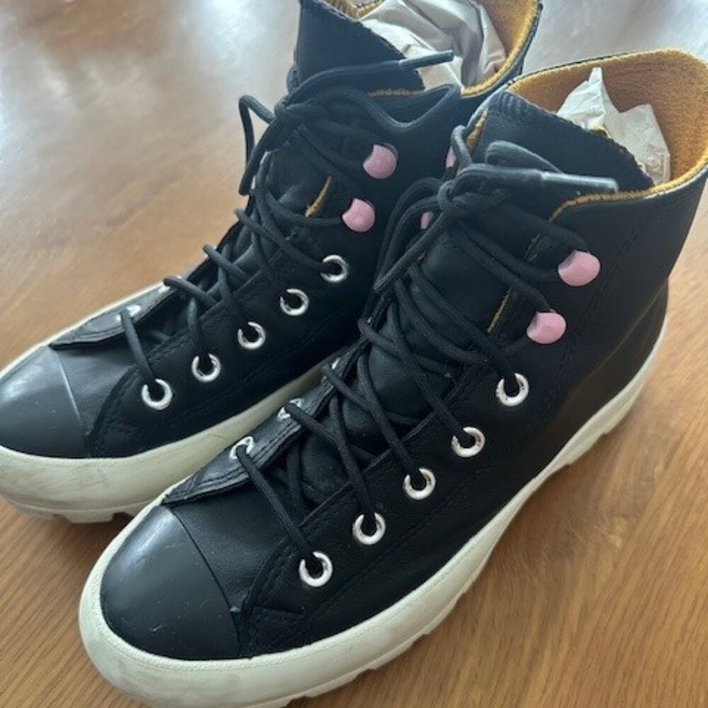 Women's Converse Chuck Taylor All Star Leather Gore-Tex Lugged WP Sneaker